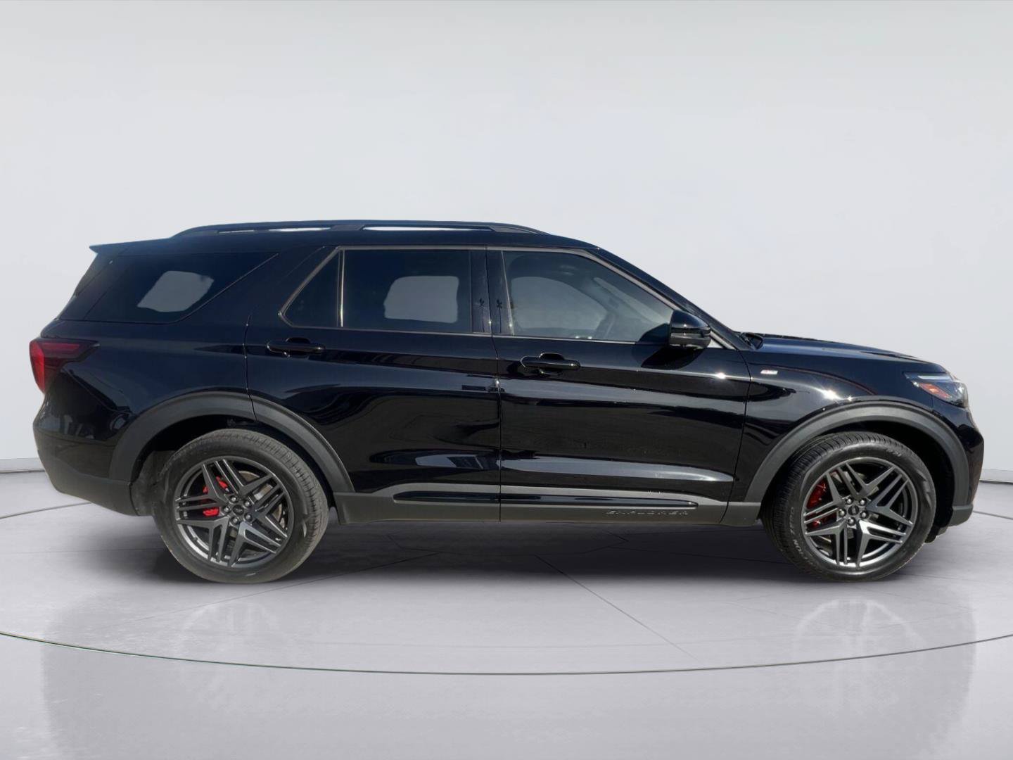 Certified 2026 Ford Explorer ST-Line w/ ST-Line Street Pack RWD image 10