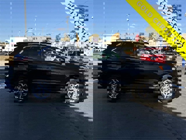 Certified 2024 Ford Edge SEL w/ Convenience Package image 3