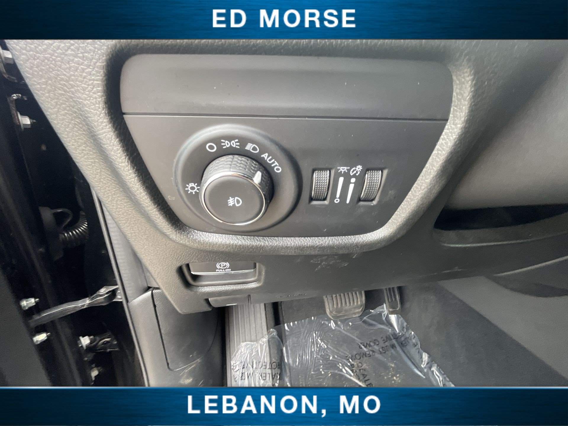 Used 2024 Jeep Grand Cherokee L Limited w/ Luxury Tech Group II AWD/4WD image 17