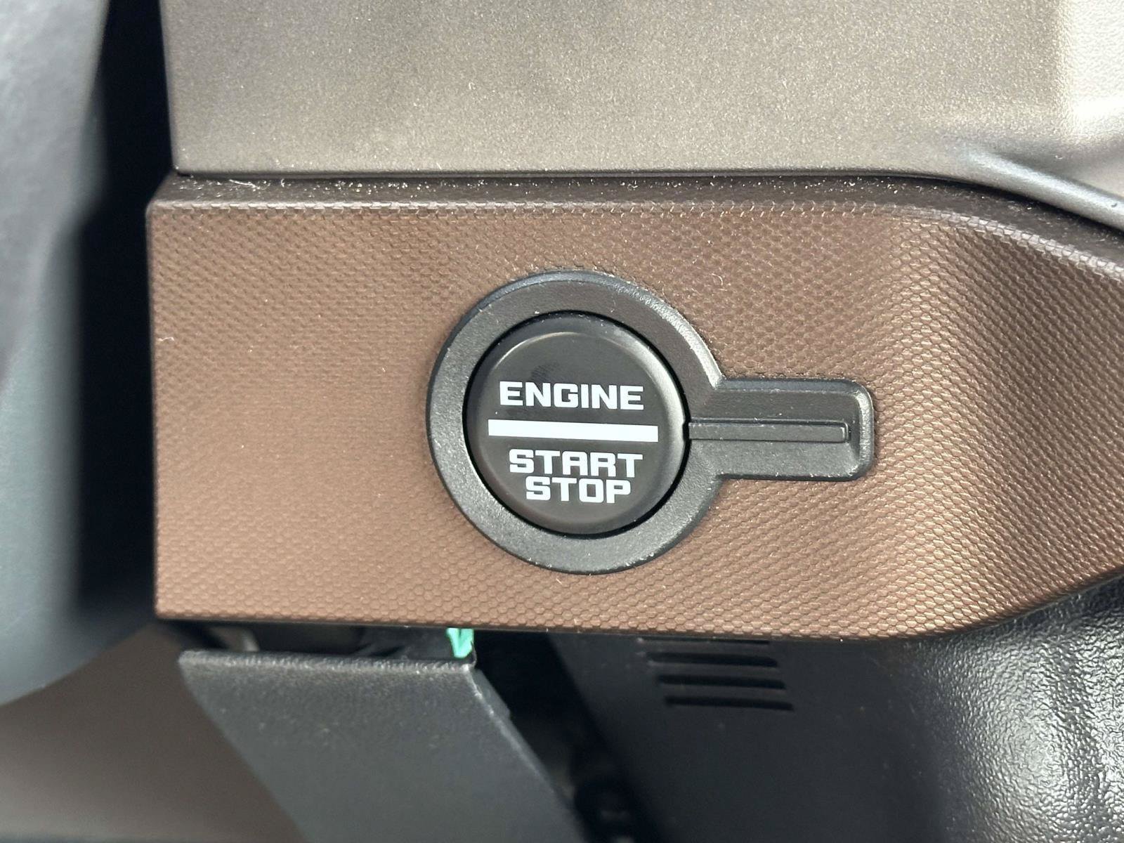 Certified 2022 Ford Bronco Outer Banks AWD/4WD image 21