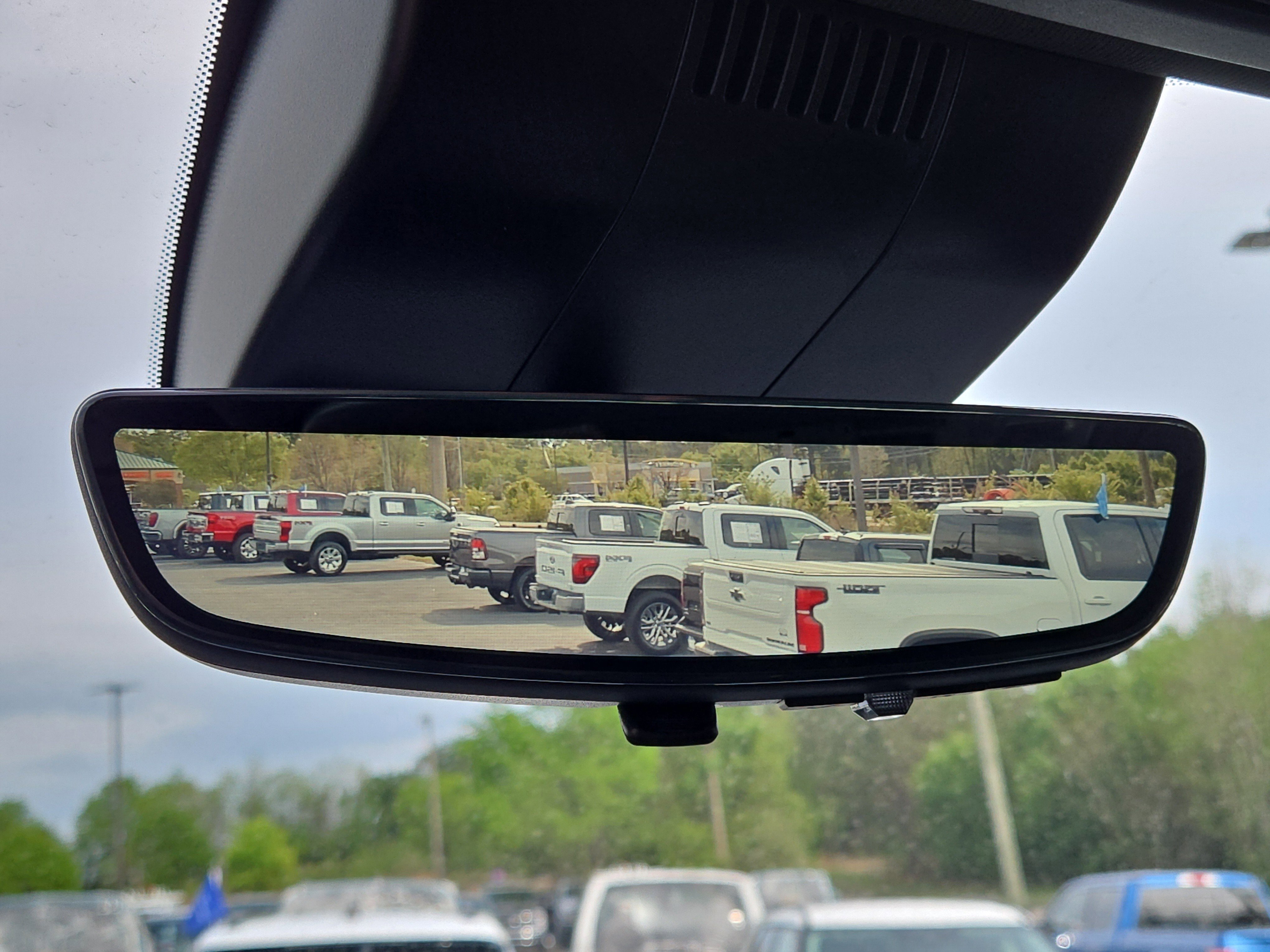 Used 2025 Chevrolet Silverado 2500 High Country w/ Technology Package image 34