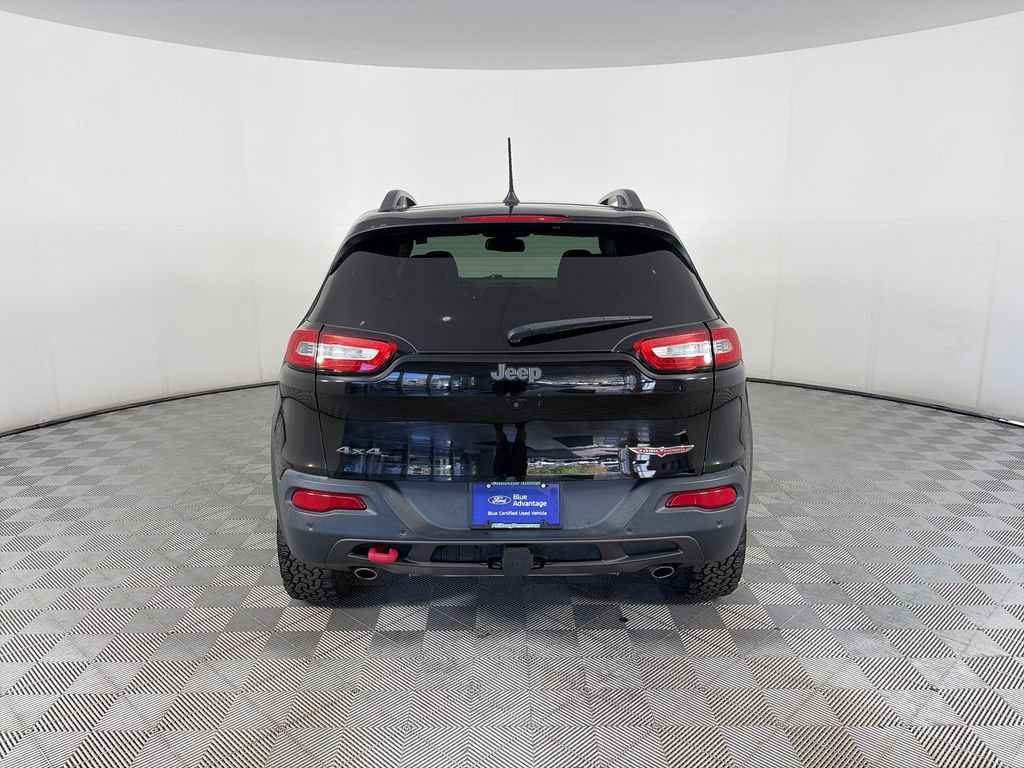 Used 2017 Jeep Cherokee Trailhawk w/ Trailer Tow Group AWD/4WD image 6