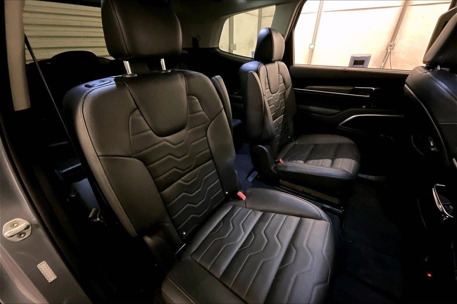 Used 2021 Kia Telluride SX w/ SX Prestige Package image 26