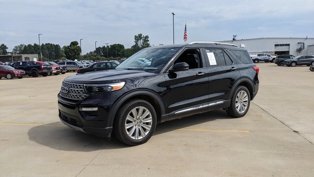 Certified 2024 Ford Explorer Limited w/ Limited Technology Package AWD/4WD image 7