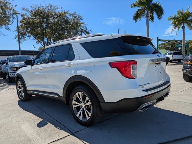Certified 2020 Ford Explorer Platinum w/ Premium Technology Package image 2