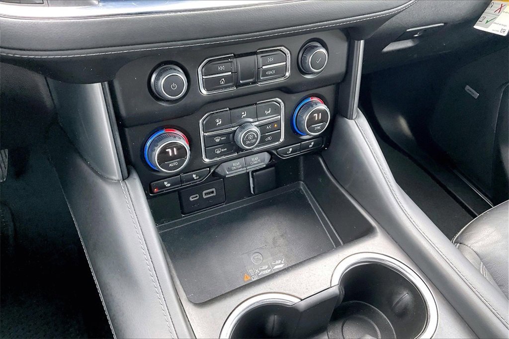 Used 2022 Chevrolet Tahoe Z71 w/ Luxury Package image 25