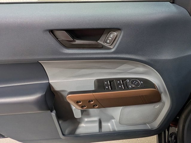 Certified 2022 Ford Maverick Lariat FWD image 10