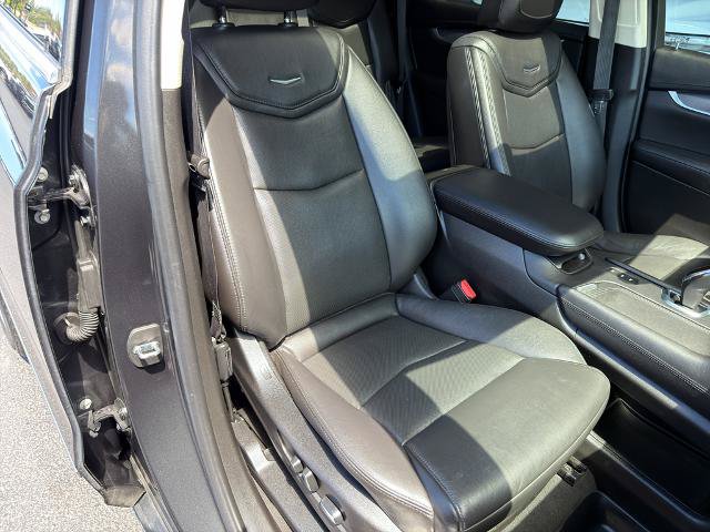 Used 2019 Cadillac XT5 Premium Luxury w/ Driver Assist Package AWD/4WD image 9