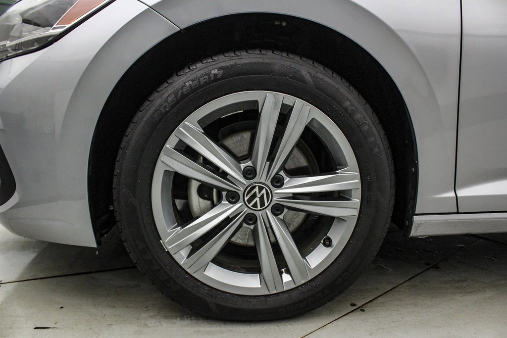 Used 2024 Volkswagen Jetta SE image 10