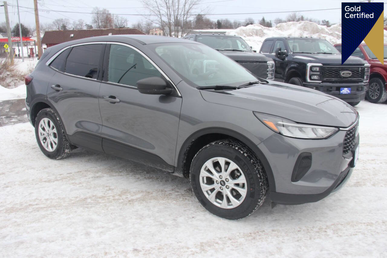 Certified 2024 Ford Escape Active image 1
