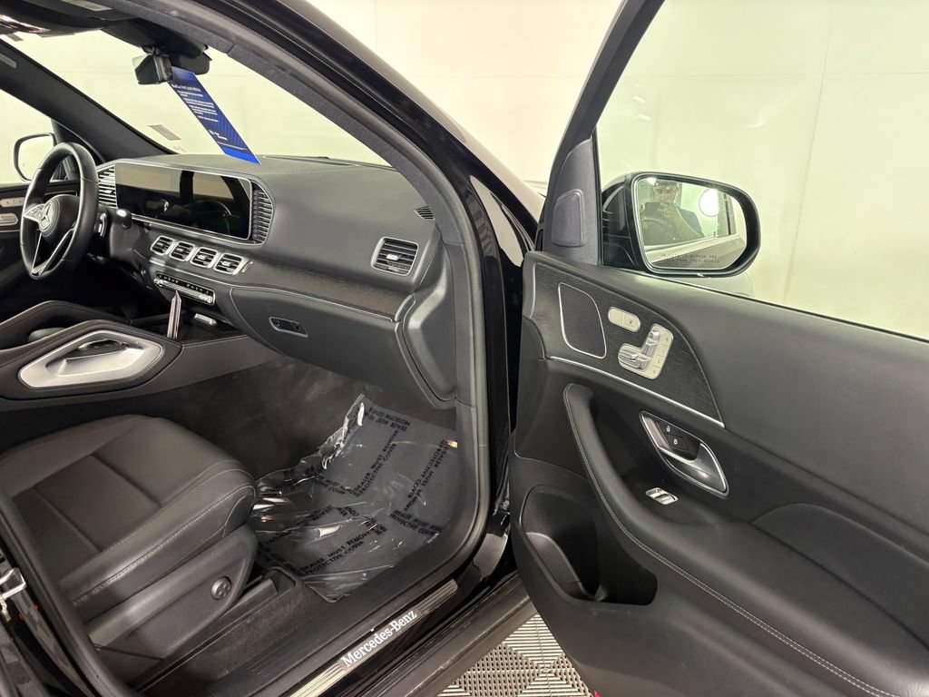 Used 2025 Mercedes-Benz GLE 350 4MATIC image 36