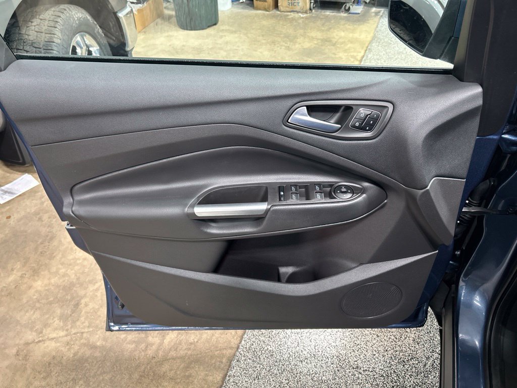 Certified 2018 Ford Escape Titanium AWD/4WD image 14