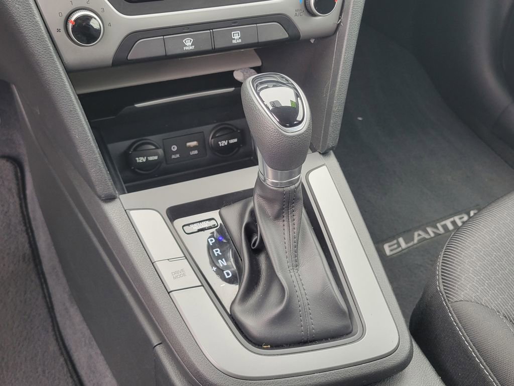 Used 2018 Hyundai Elantra SEL image 27