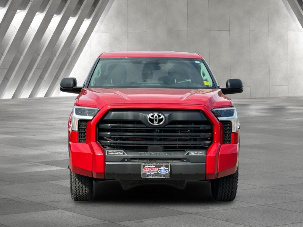 Used 2022 Toyota Tundra SR5 w/ SR5 Premium Package AWD/4WD image 8