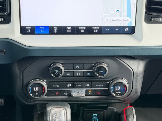 Certified 2025 Ford Bronco Heritage Edition AWD/4WD image 22