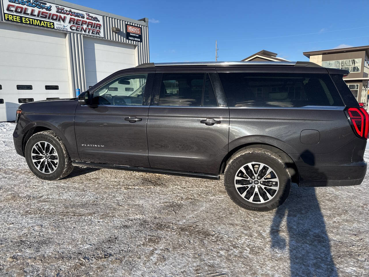 Certified 2025 Ford Expedition Max Platinum image 7