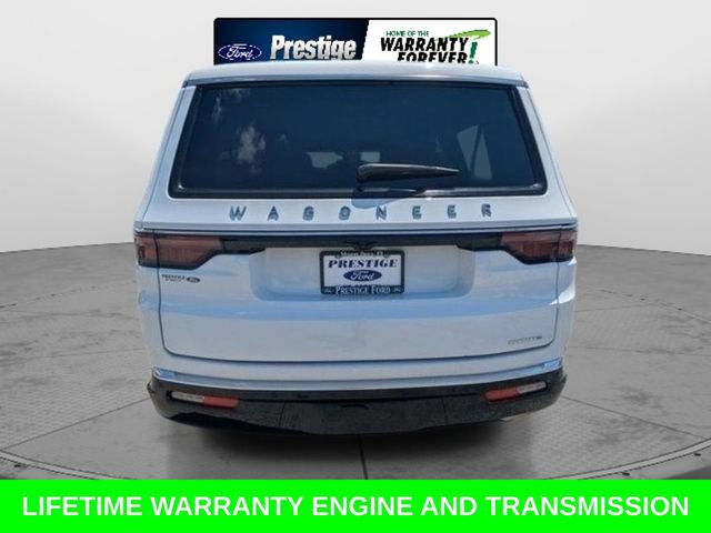Used 2024 Jeep Wagoneer L Series II w/ Flexible Seating Group RWD image 6