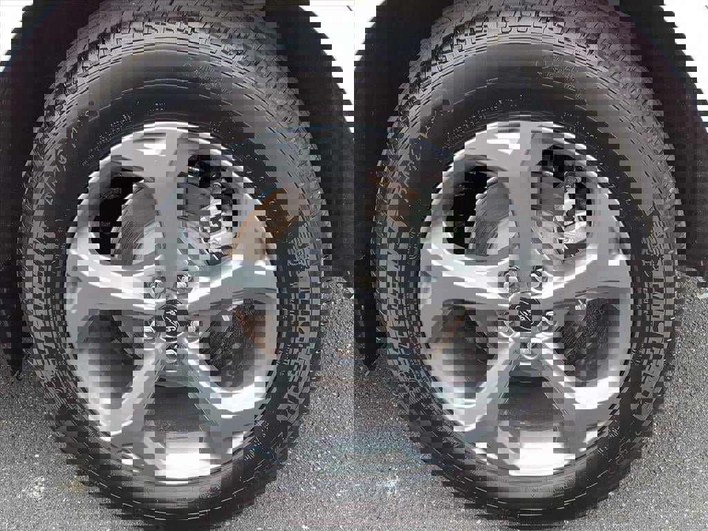 Certified 2024 Ford Escape ST-Line w/ Tech Pack #1 image 8