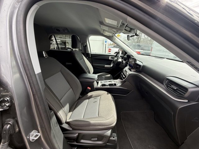 Certified 2024 Ford Explorer XLT w/ Class IV Trailer Tow Package image 14