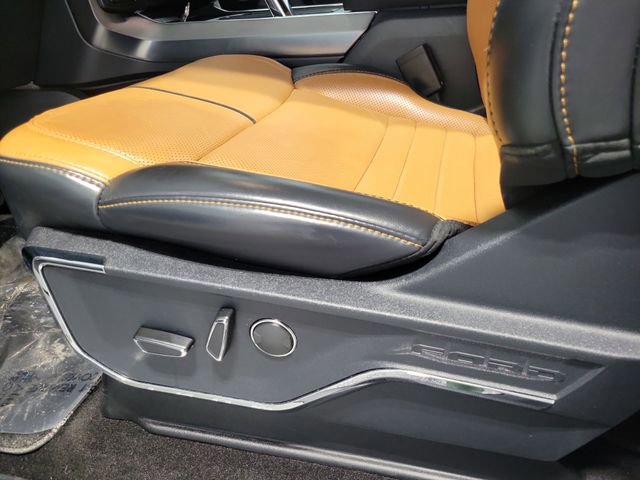 Certified 2023 Ford F150 Platinum image 9