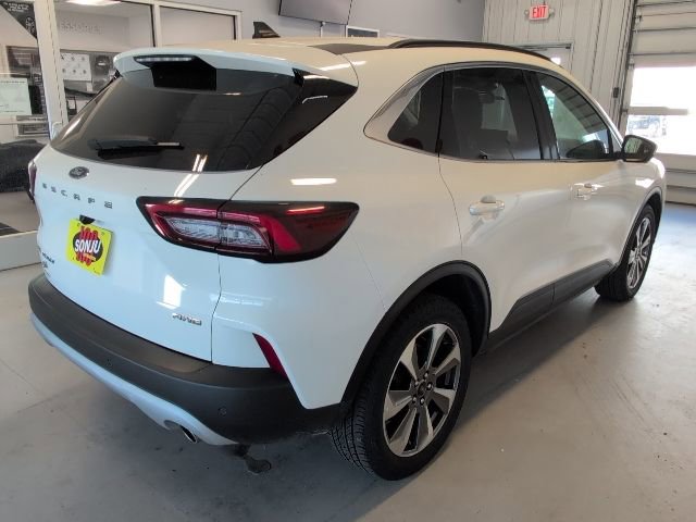 Certified 2024 Ford Escape Platinum AWD/4WD image 5
