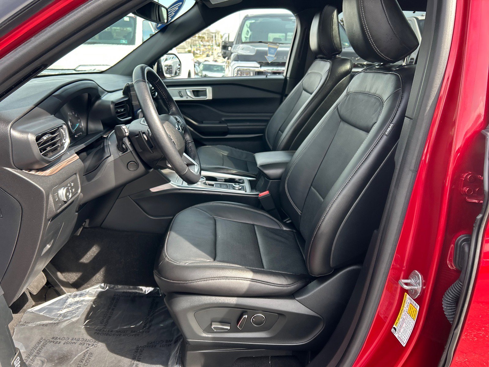 Certified 2020 Ford Explorer Limited w/ Class III Trailer Tow Package image 9