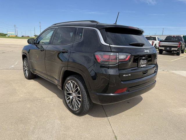 Used 2022 Jeep Compass Limited w/ Elite Group AWD/4WD image 7