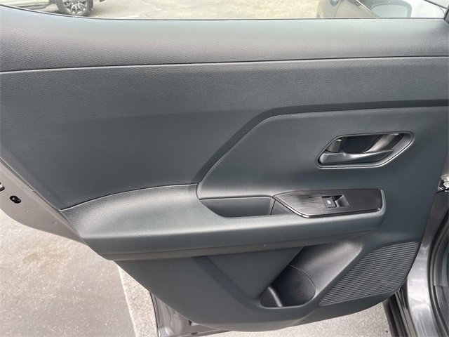 Used 2025 Nissan Kicks S w/ Charging Package image 21