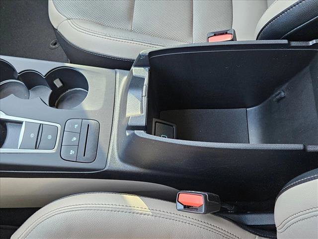 Certified 2020 Ford Escape Titanium image 15