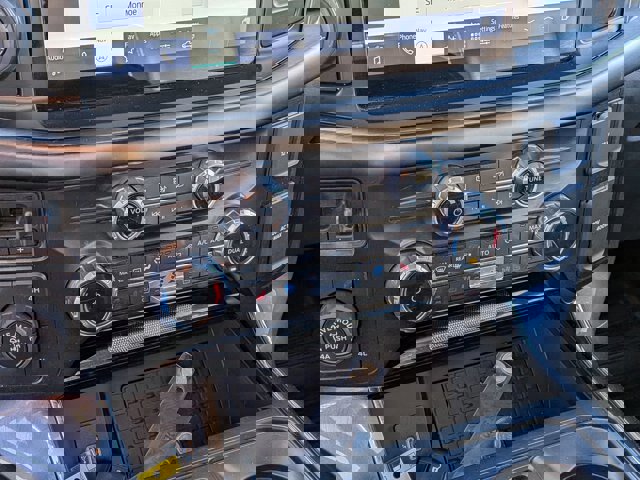 Certified 2023 Ford F150 Lariat w/ Equipment Group 502A High image 24