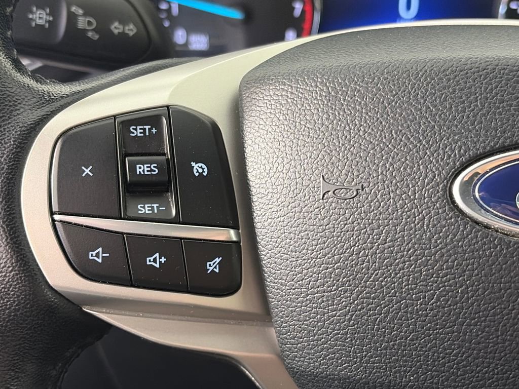 Certified 2022 Ford Explorer XLT AWD/4WD image 17