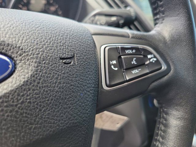 Certified 2018 Ford Escape SEL w/ Ford Safe & Smart Package FWD image 26