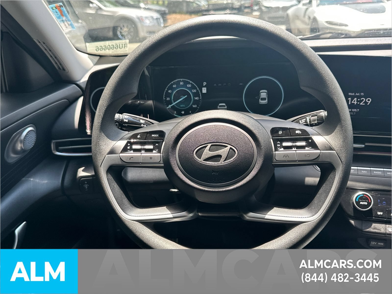 Used 2024 Hyundai Elantra SEL FWD image 27