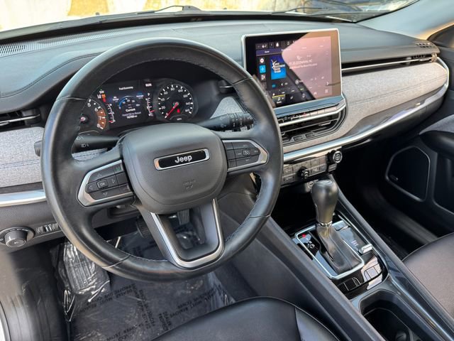 Used 2022 Jeep Compass Latitude w/ Sun and Sound Group AWD/4WD image 10