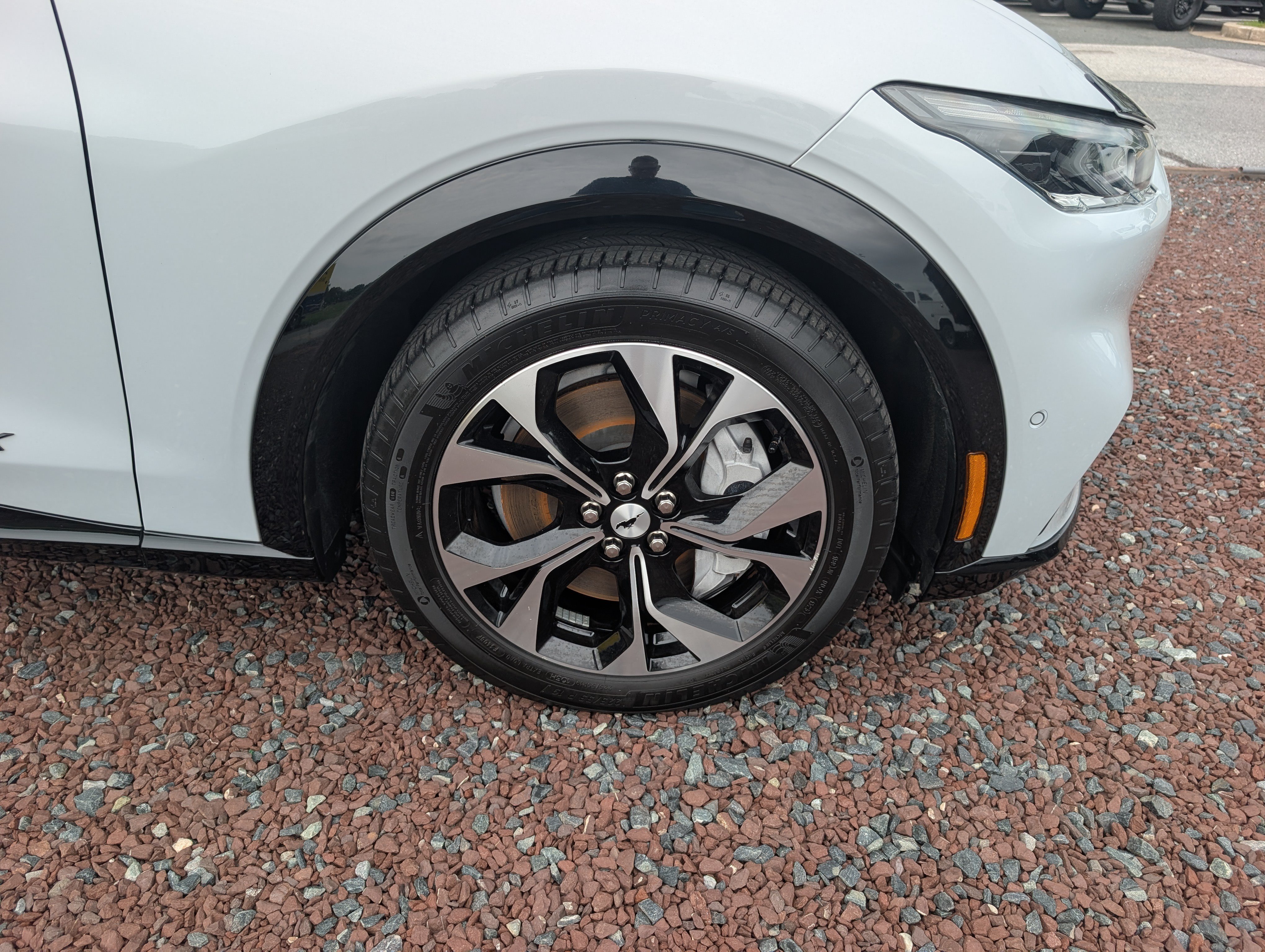 Certified 2023 Ford Mustang Mach-E Premium AWD/4WD image 9
