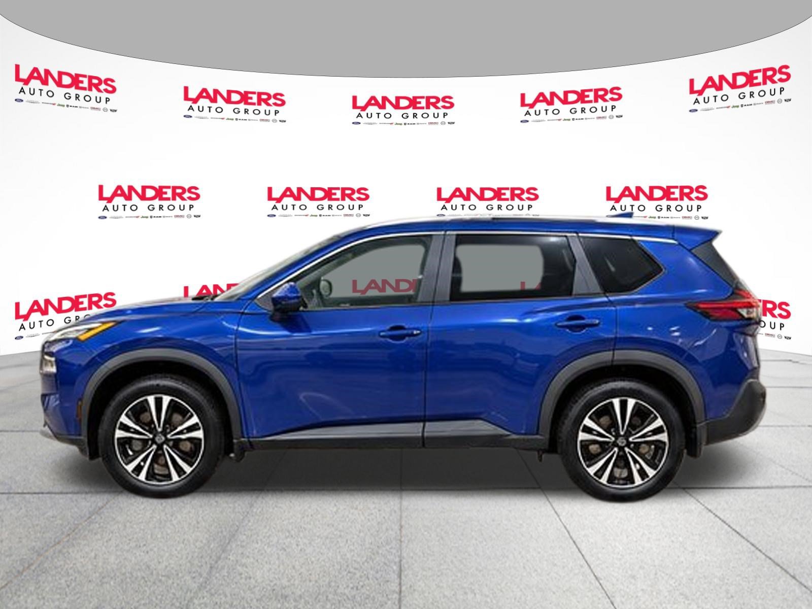 Used 2023 Nissan Rogue SV AWD/4WD image 4