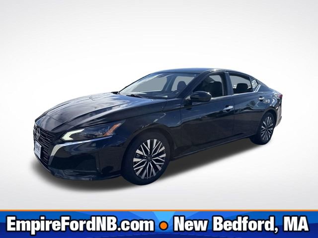 Used 2023 Nissan Altima 2.5 SV