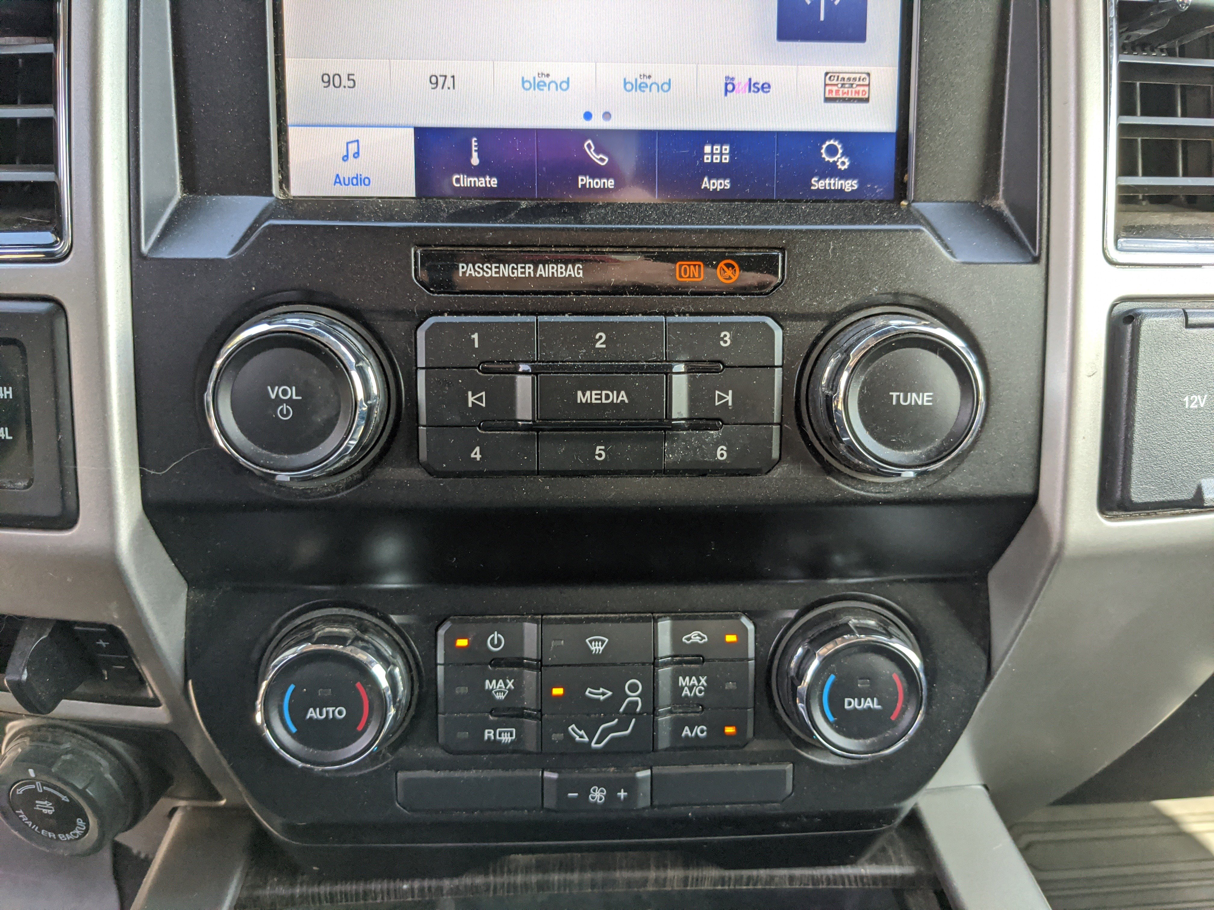 Certified 2021 Ford F350 Lariat w/ Chrome Package image 24