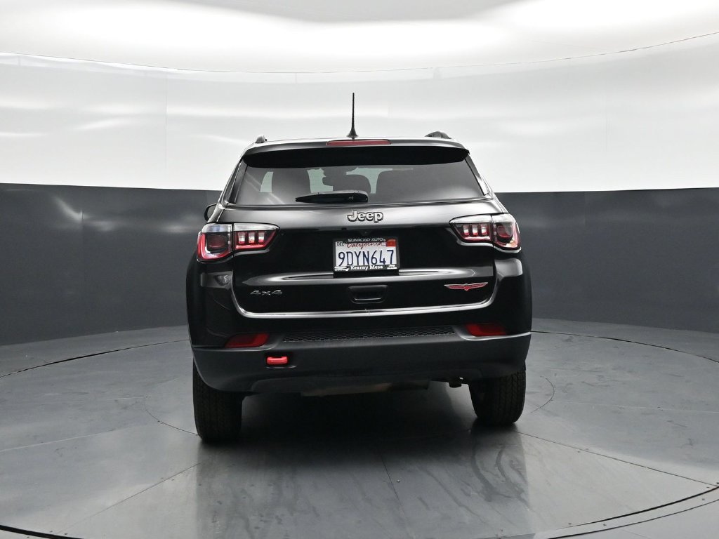 Used 2022 Jeep Compass Trailhawk AWD/4WD image 21