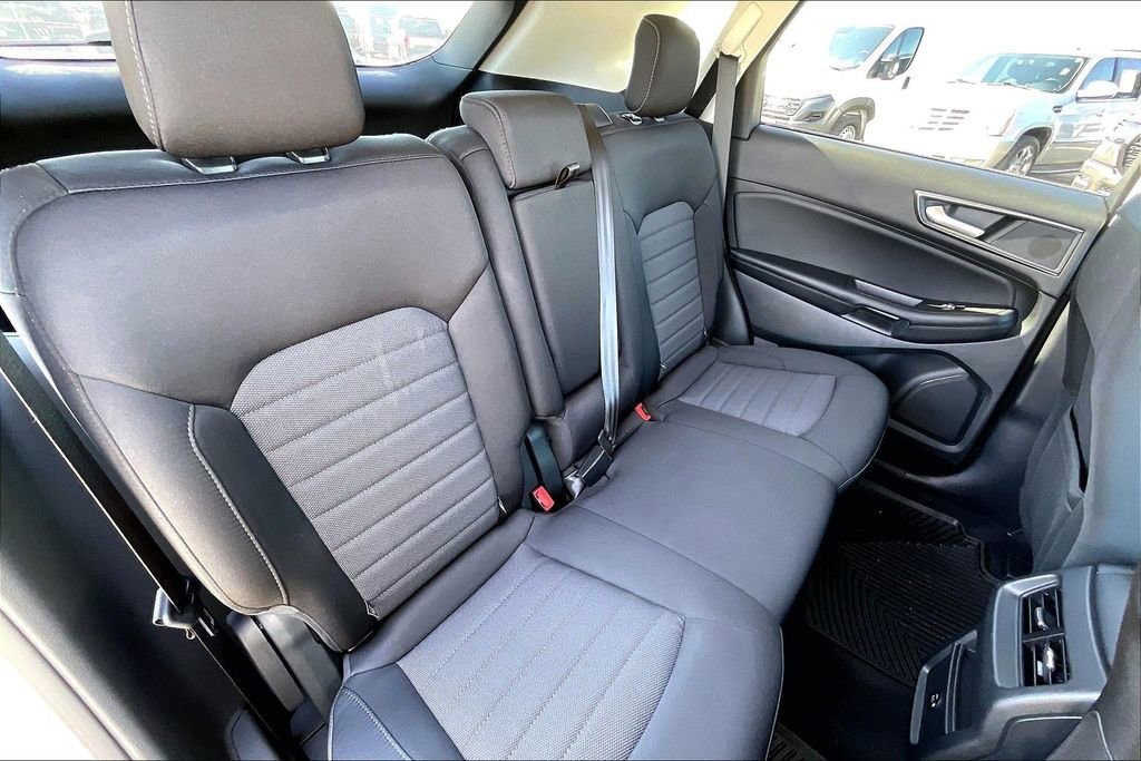 Certified 2022 Ford Edge SE image 22