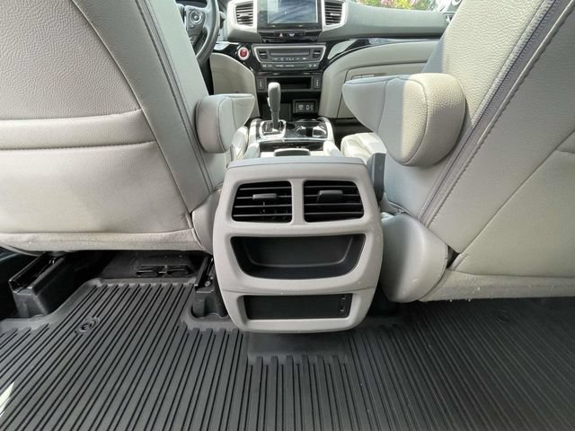 Used 2019 Honda Ridgeline RTL-E image 16