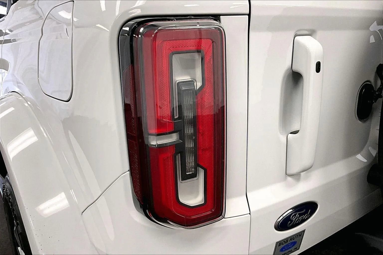 Certified 2021 Ford Bronco Outer Banks image 28