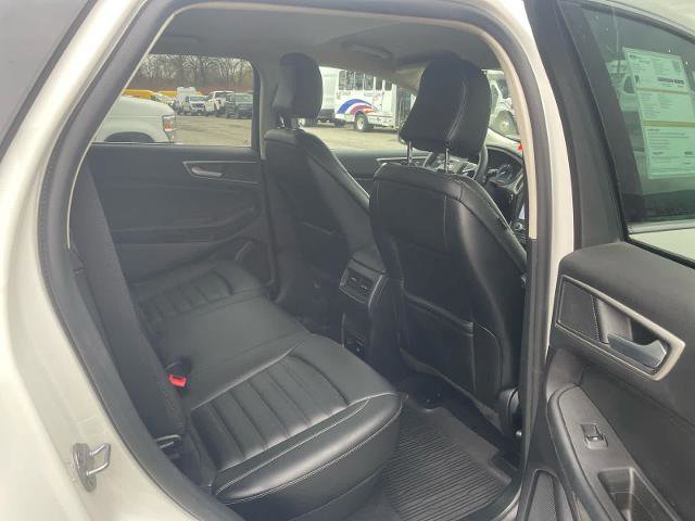 Certified 2022 Ford Edge SEL w/ Convenience Package image 9