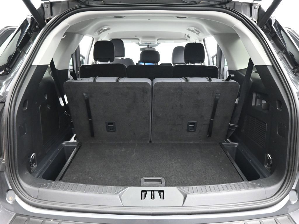 Certified 2025 Ford Explorer Active image 48