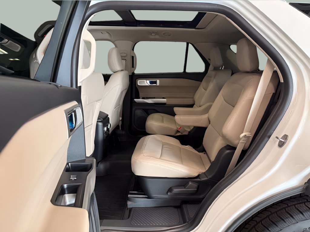 Certified 2023 Ford Explorer Limited w/ Limited Technology Package AWD/4WD image 13