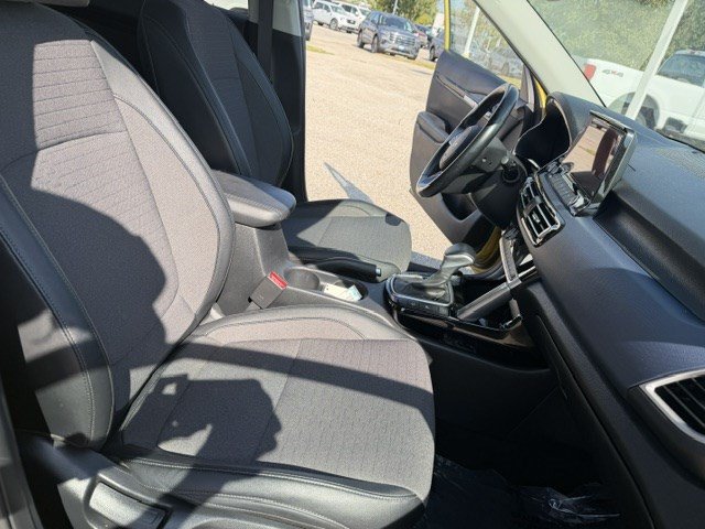 Used 2022 Kia Seltos S AWD/4WD image 35