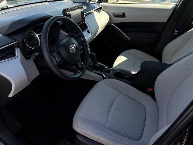 Used 2022 Toyota Corolla Cross L image 11
