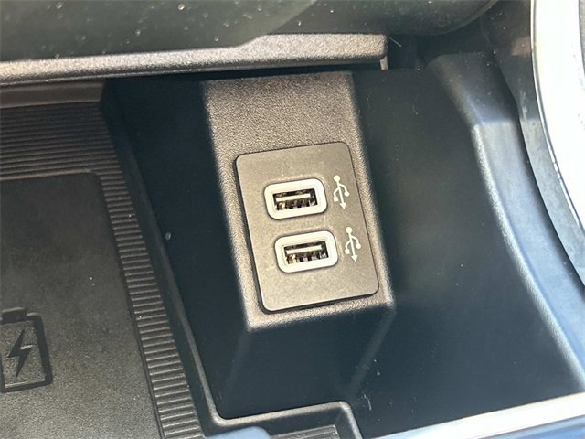 Certified 2020 Ford Edge Titanium w/ Equipment Group 301A image 40