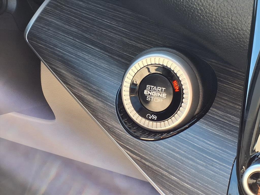 Used 2024 Jeep Wagoneer Series II w/ Premium Group I image 15