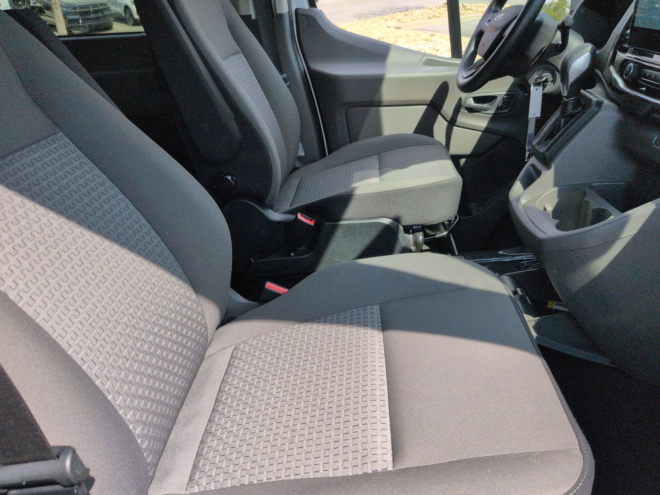 Certified 2024 Ford Transit 350 XLT image 34